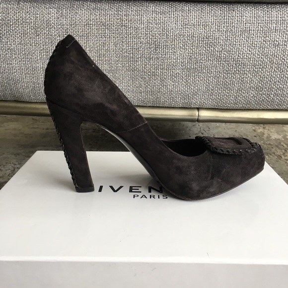 Roger Vivier. Brown Suede heels - Picture 6 of 7